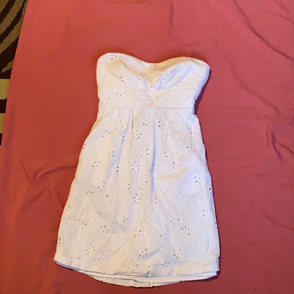 white dress flower designs